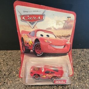 Mattel Cars Lightning McQueen Toy - Red and Yellow